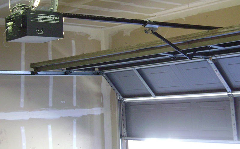 The Belt Opener Garage Door Gr8, Chain Drive Garage Door Opener Replacement